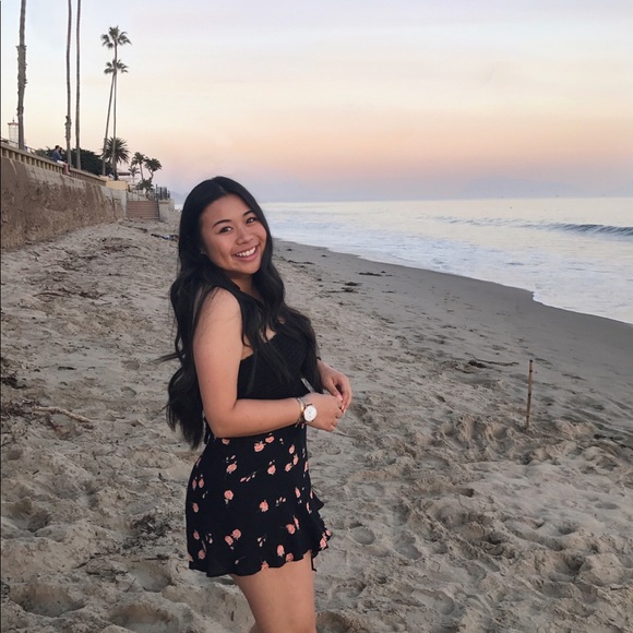 Meet your Posher, Danielle - Picture 1 of 1